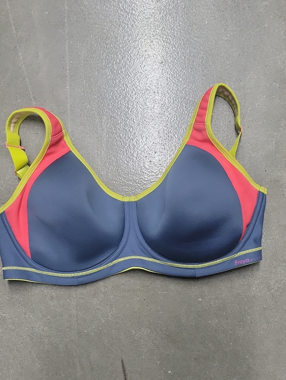 Freya Active Sports Bra. 34 DD with neon Multi Color Trim. Great Condition
